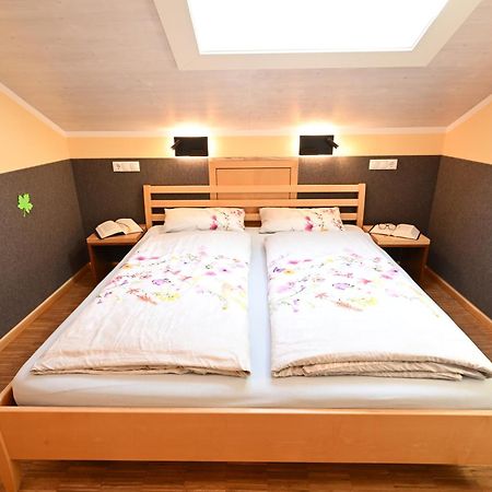 Апартаменты Familienurlaub Haus Bergahorn Больстерланг Экстерьер фото